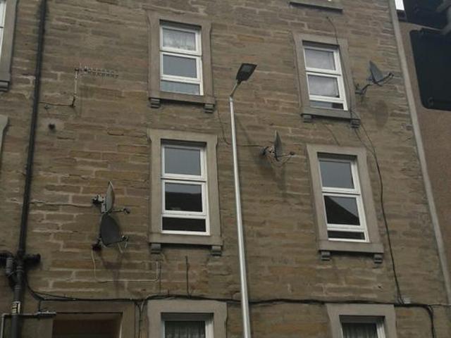 2 Graham Place, Dundee DD4, 1 bed flat to rent, £433 pcm | PrimeLocation