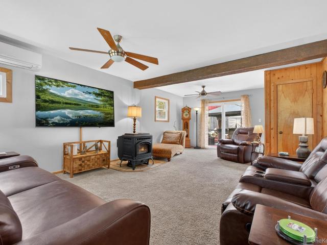 2 Greenwood Drive