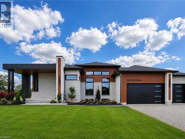 2 Hudson Drive, Brantford, ON, N3T 6V6 house for sale | Listing ID 40860 | Royal LePage