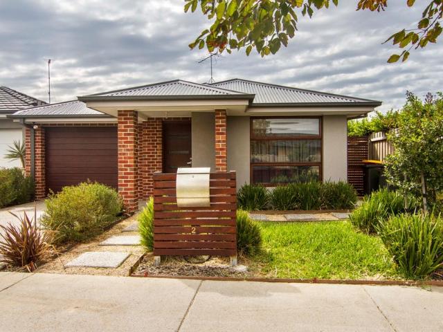2 Hutton Close