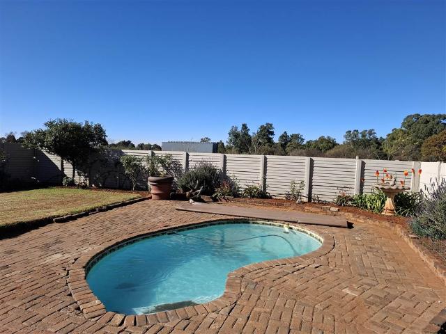 5 Bedroom House in Delmas