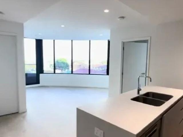 2 Hallenstein Street, Melbourne