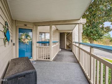 2 Harbor Dr N, Unit L111, Harbor Island, SC 29920 | MLS #192719