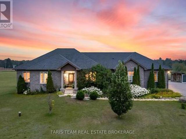 2 Harry Parker Place, Adjala Tosorontio, ON, L0M 1J0 house for sale | Listing ID N13577 | Royal LePage