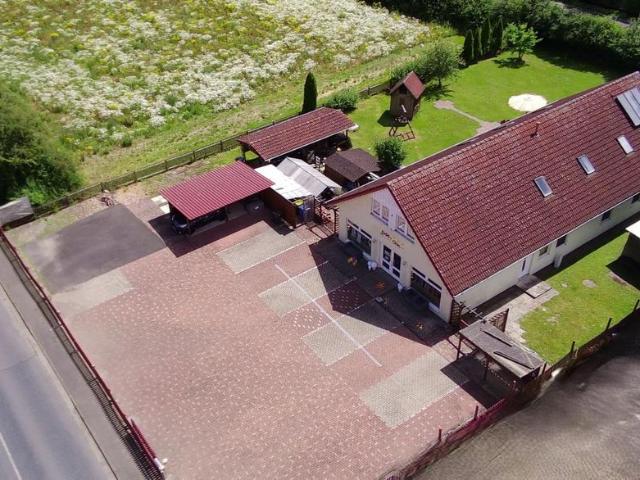 2 Häuser Doppelhaus für Gewerbe+Wohnen Nähe Marburg Energiekl.B