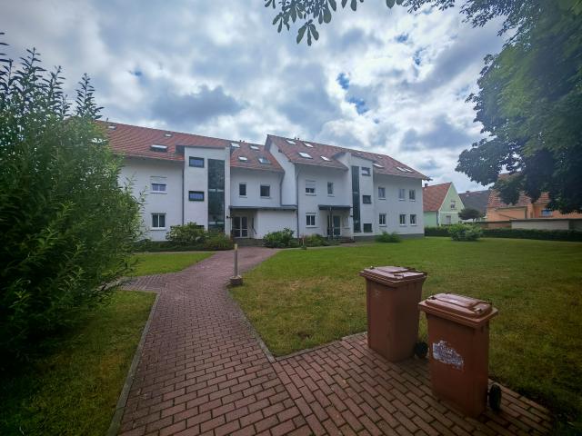 2 Häuser mit 11 ETW und Nebengelass + Baugrundstück