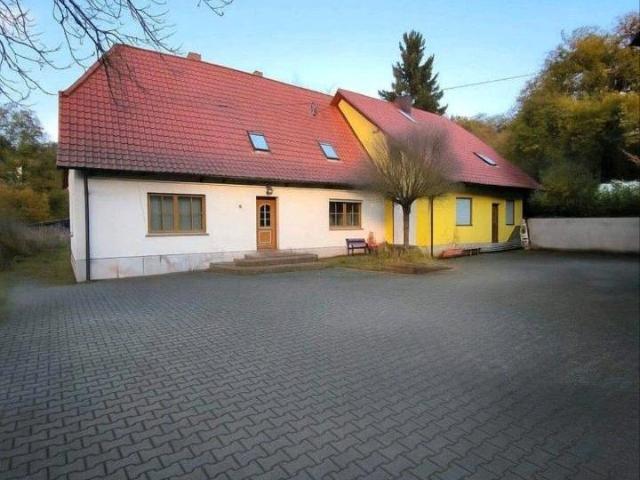 2 Häuser Scheune und Gar. viel Potenzial zum Schnäppchenpreis!