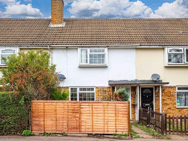Furlongs, Hemel Hempstead, Hertfordshire HP1, 2 bed terraced house to rent, £1,500 pcm | PrimeLocation