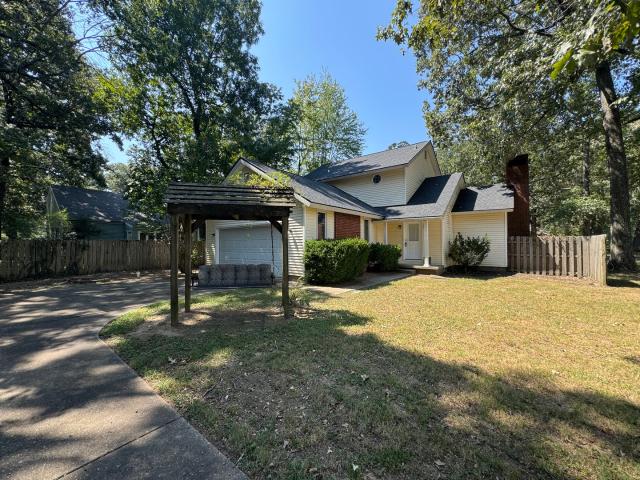 2 Hickory Lane