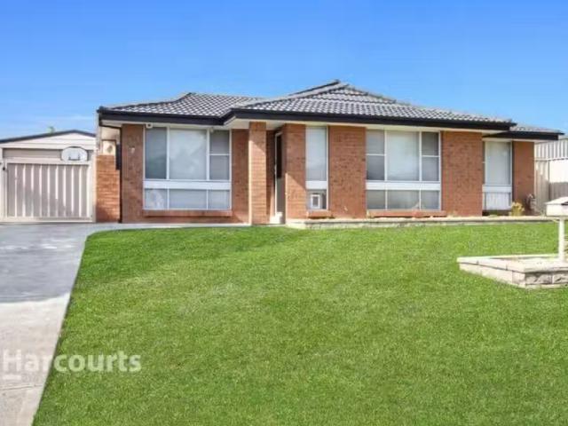 2 Hickory Street, Albion Park Rail, NSW 2527 House for Rent