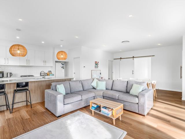 2 Hillside Place, Thrumster NSW 2444 Semi detached For Rent | Domain
