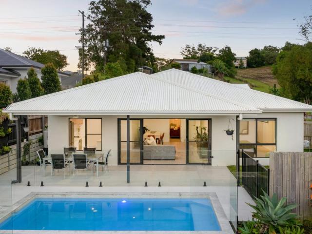 2 Honeybee Place, PALMWOODS, QLD 4555