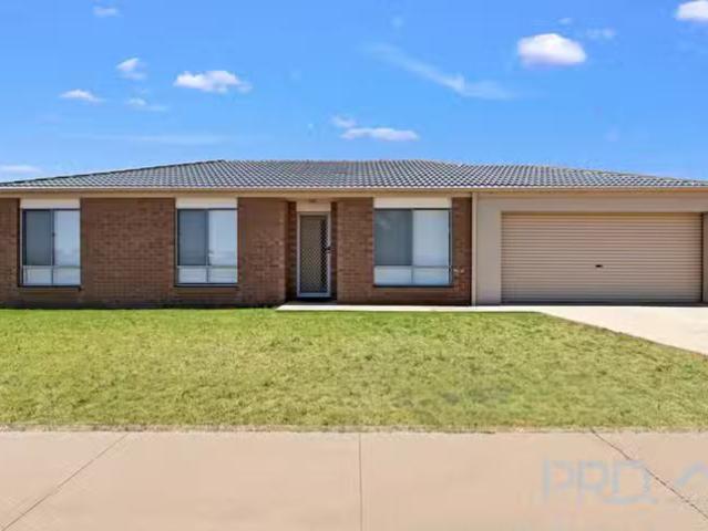 2 Immacolata Rise, Red Cliffs, VIC 3496