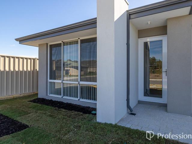 2 Invermay LaneBrookdale WA 6112, Australia