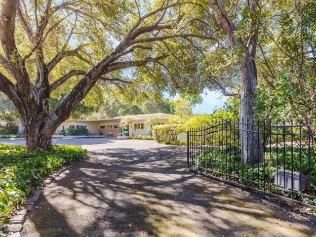 2 Irving Avenue