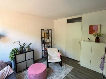 2 k. appartement, eigen badkamer, toilet, keuken