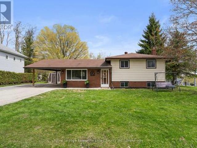 2 Kennedy Drive, Kawartha Lakes Fenelon Falls, ON, K0M 1N0 house for sale | Listing ID X13677 | Royal LePage