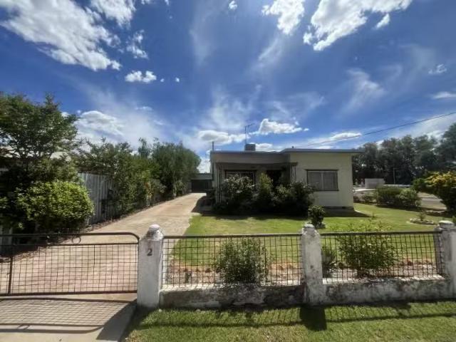 2 Kidman Way, HANWOOD House for rent Listed by Kylie Millar o.