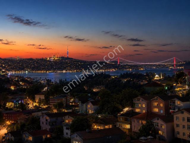 2 Köprü & Çamlıca Camii İle Eşsiz Manzaralı 3+1 Satılık Daire