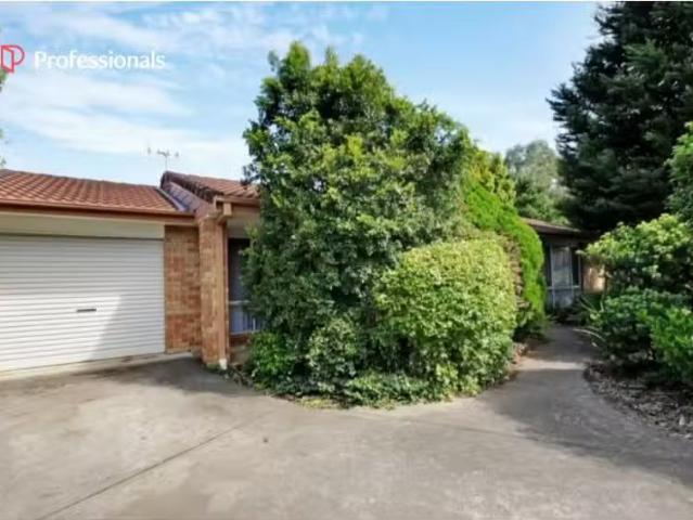 2 Lucas Street, North Nowra House for rent Listed by Holly Ad.