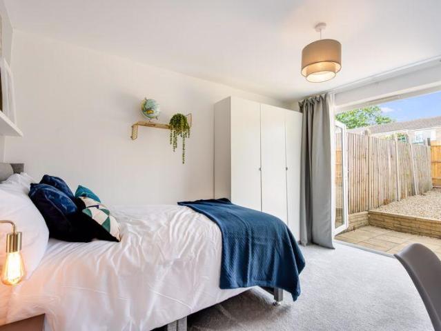 2 Lysander Close, St. Ives 1 bed in a house share to rent £750 pcm £173 pw