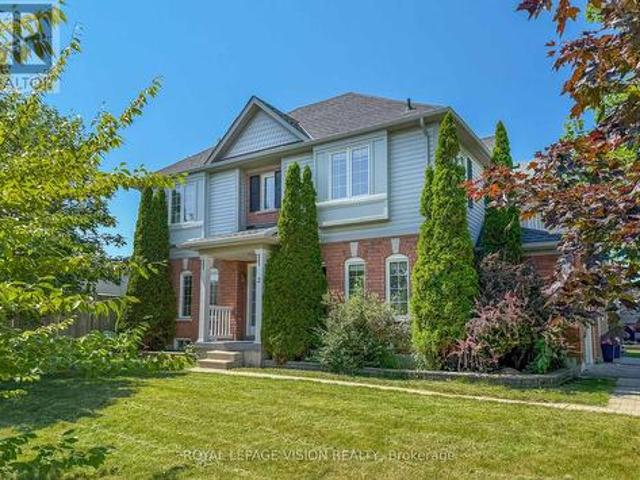 2 Laprade Square, Clarington, ON, L1C 0C8 house for sale | Listing ID E13642 | Royal LePage