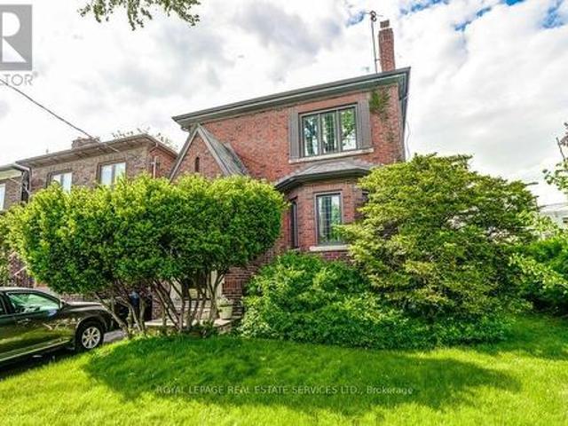 2 Larkin Avenue, Toronto, ON, M6S 1L8 house for sale | Listing ID W13230 | Royal LePage