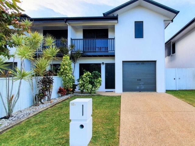 2 Level Mordern Unit Close to the CBD