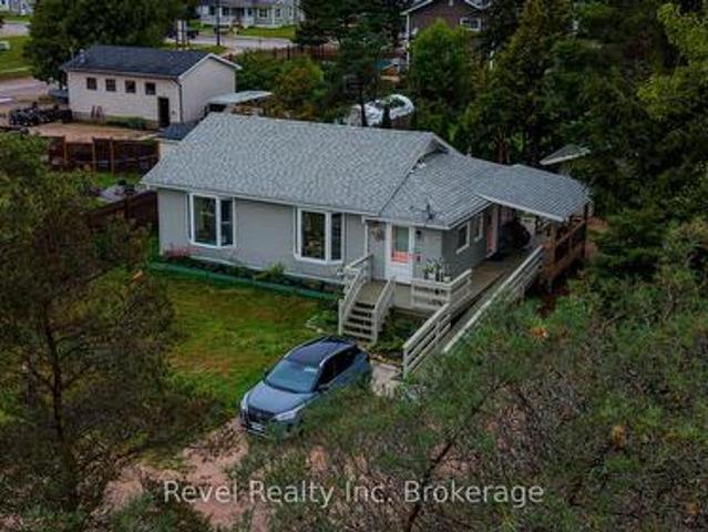 2 Lincoln Avenue, South River, ON, P0A 1X0 house for sale | Listing ID X13735 | Royal LePage