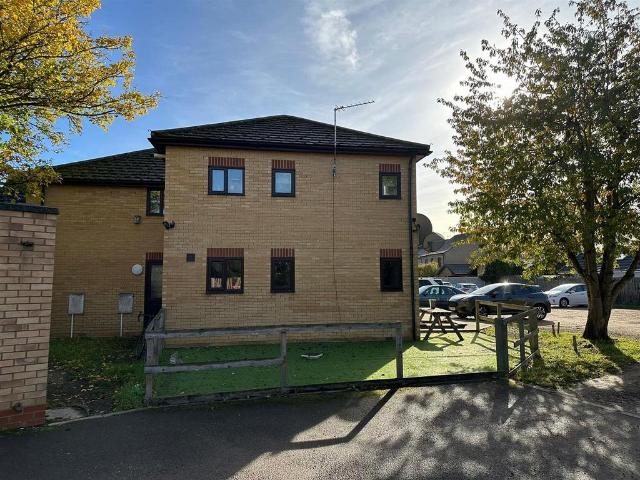 2 LISA COURT 2 bed apartment to rent £1,600 pcm £369 pw