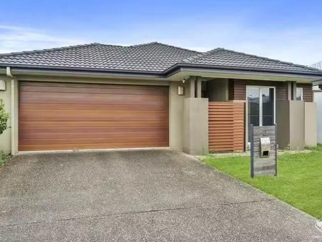 2 Livingstone Court, North Lakes, QLD 4509