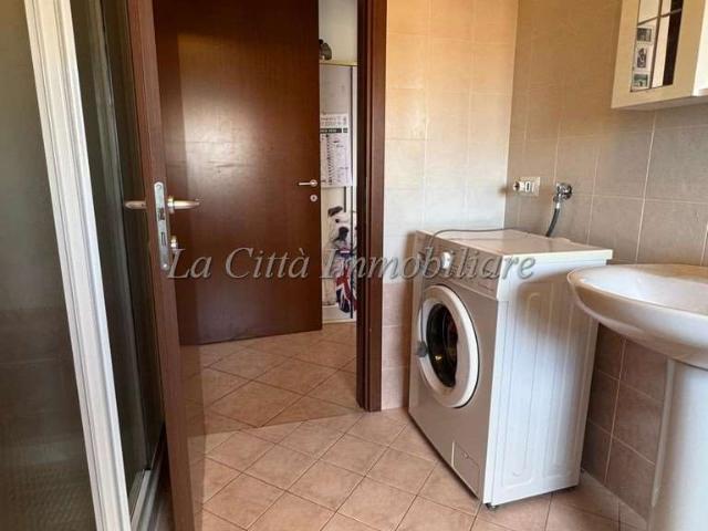 2 locali a Novara