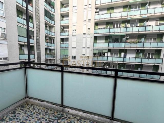 2 Locali Corso Lodi 1.300€