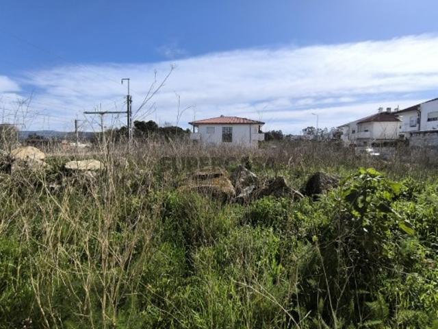 2 lotes de terreno para construção Darque