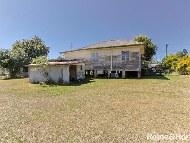 2 Lots = 1012m2 land Amalgamated for Development, OR OPPORTUNITY for Downsizers