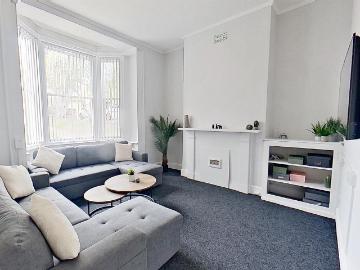2 Peel Street, NOTTINGHAM NG1 4GL 10 bed semi detached house to rent £6,500 pcm £1,500 pw