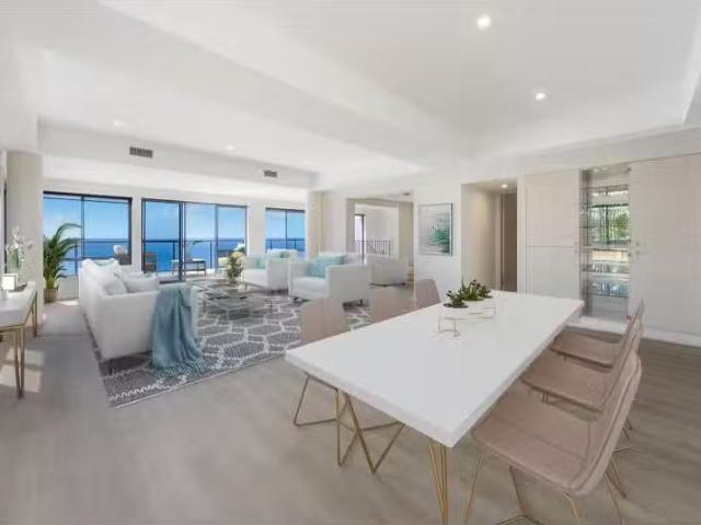 2 Phyllis Lane, North Curl Curl House for rent Listed by Luke.