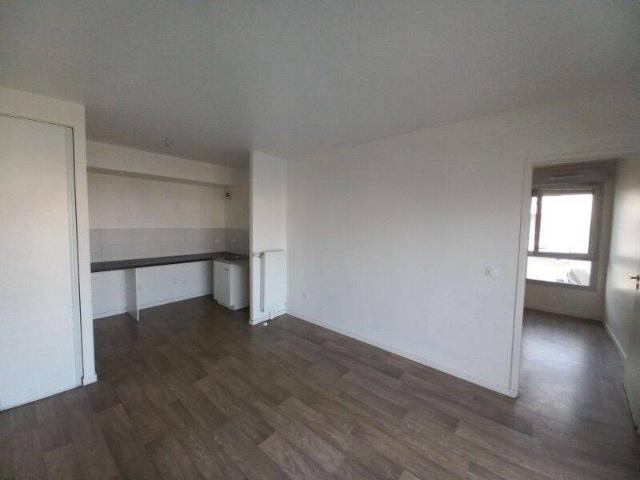 2 piÃ¨ces + balcon