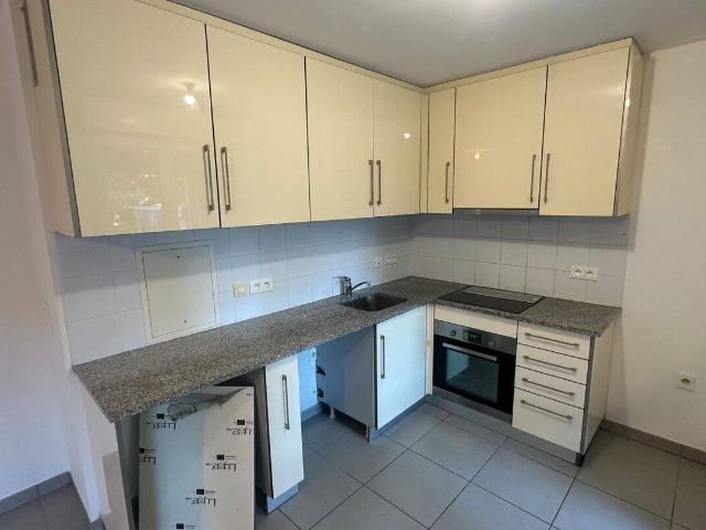 2 pièce s 51.84 m2 Creteil pointe du lac immeuble récent