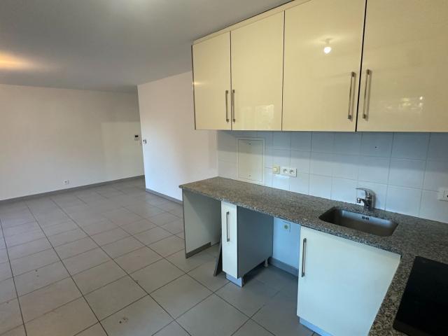 2 pièce s 51.84 m2 Creteil pointe du lac immeuble récent, Creteil