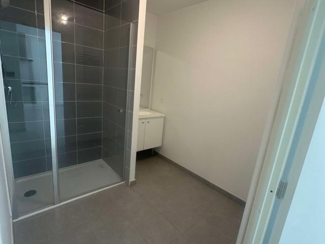 2 pièces · 43.74 m²