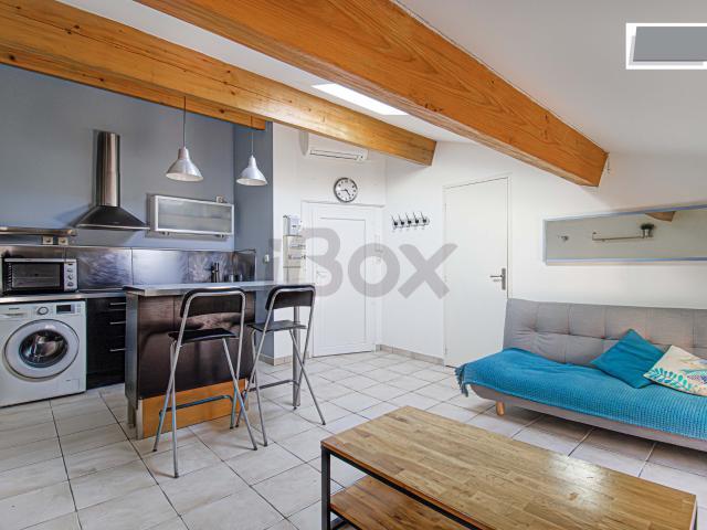 2 pièces 41.68 m2 OLLIOULES CENTRE VILLE APPARTEMENT T2 RÉNOVÉ