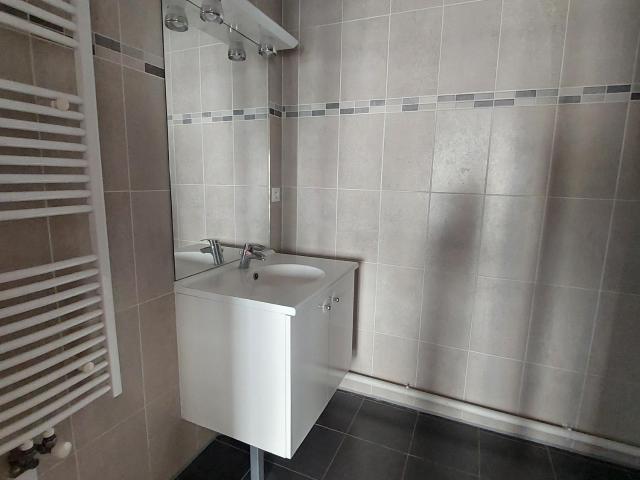 2 pièces · 42.97 m²