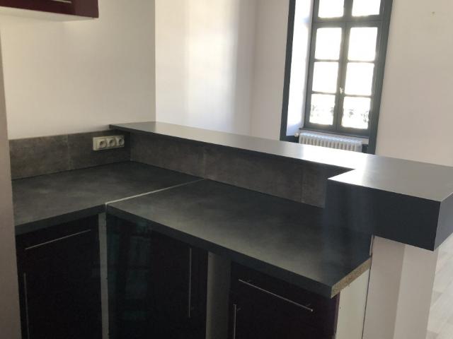 2 pièces, 47m² en location à Saint Yrieix La Perche 510 € par mois