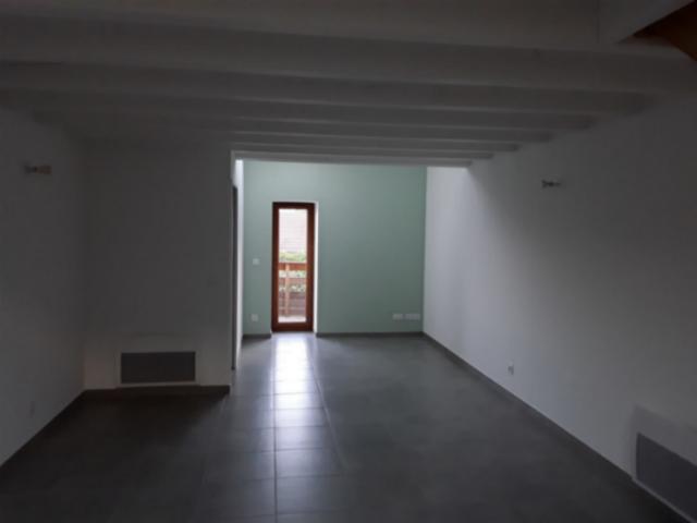 2 pièces · 53.7 m²