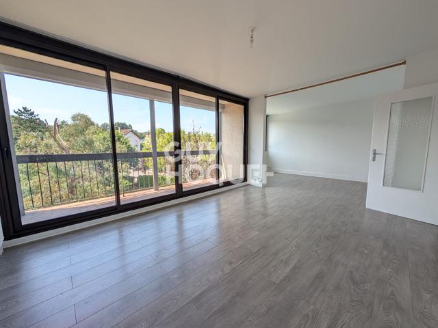 2 PIECES 50m2 ENTIEREMENT RENOVE