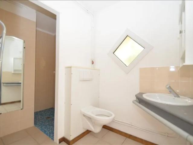 2 pièces 33,85 m² RDC Colocation non autorisée