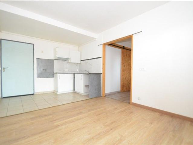2 pièces 30,1 m² RDC Colocation non autorisée