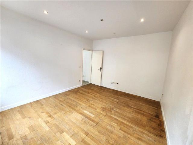 2 pièces 31,9 m² RDC Colocation non autorisée