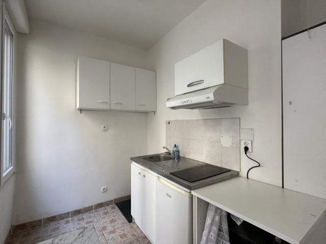 2 pièces, 37m² en location à Limoges 380 € par mois